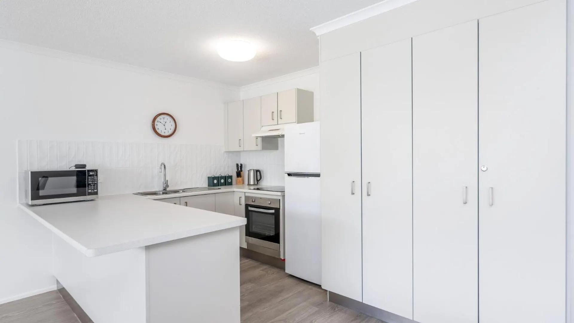 Relaxing Apartment In Resort Torquay
