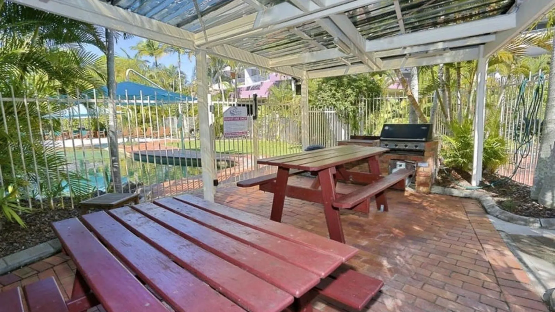 Relaxing Apartment In Resort Torquay